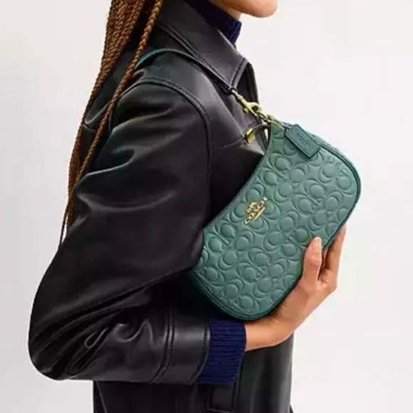 Coach Teri Shoulder Bag - Picture 4 of 7